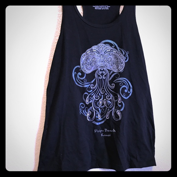 tops hawaiian jellyfish tank poshmark